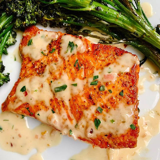 Seared Salmon with Rosé Cream Sauce